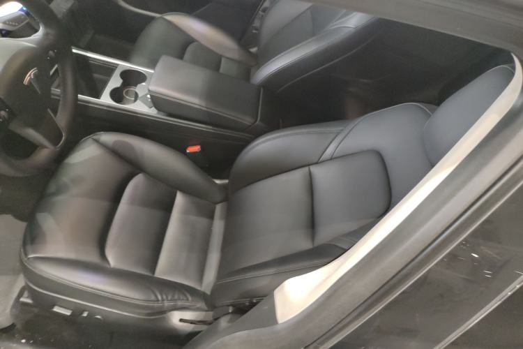 Used Tesla Model Y 2022 Rear-Wheel-Drive Version
