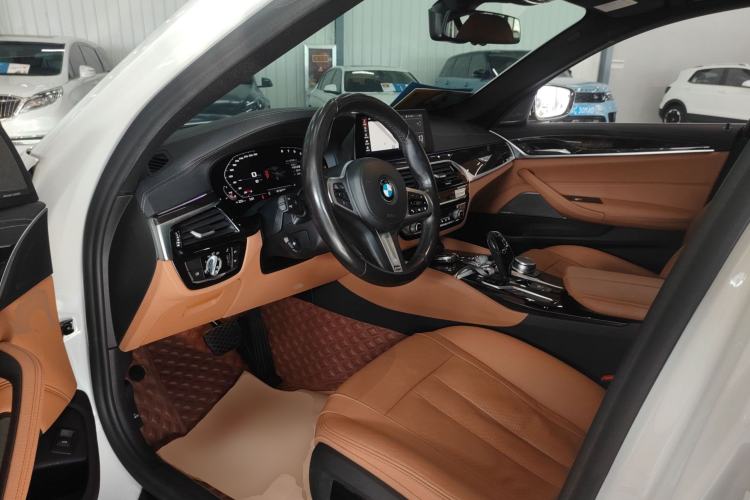 Used BMW 5 Series 2020 530Li Luxury Edition M Sport Package
