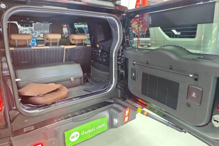 Used JETOUR Traveler 2024 2.0T All-Wheel-Drive Silver Dragon Wings