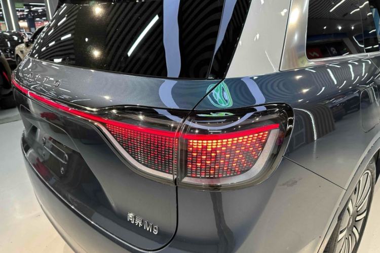 Used Hima AITO M9 2024 Range-Extended Ultra Version 42 kWh 6-Seater Model
