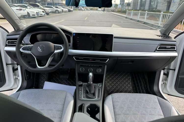 Used Volkswagen Lavida 2023 280TSI DSG Full-Comfort Edition
