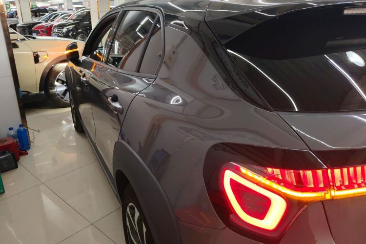 Used Lynk & Co 02 2018 1.5T DCT Two-Wheel Drive Pro Version China V Emission Standard
