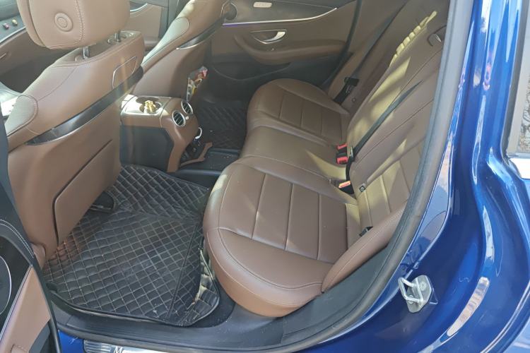 Used Mercedes-Benz E-Class 2019 E 300 L Sporty and Stylish Model