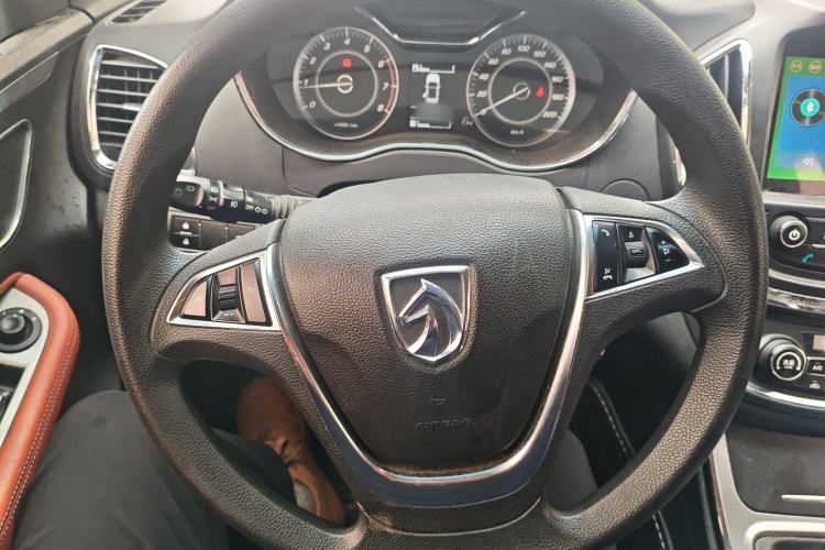 Used Baojun 560 2015 1.8L Manual Elite Edition