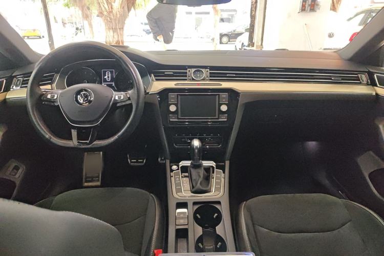 Used Volkswagen FAW-Volkswagen CC 2020 330TSI Huayan Edition China VI Standard
