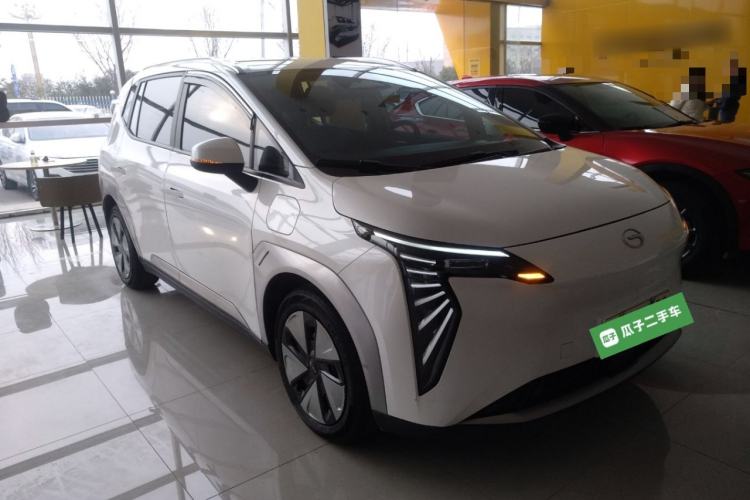 Used AION Y 2023 Younger