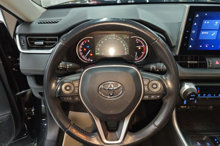 Used Toyota RAV4 2022 2.0L CVT Two-Wheel Drive Fashion Plus Edition
