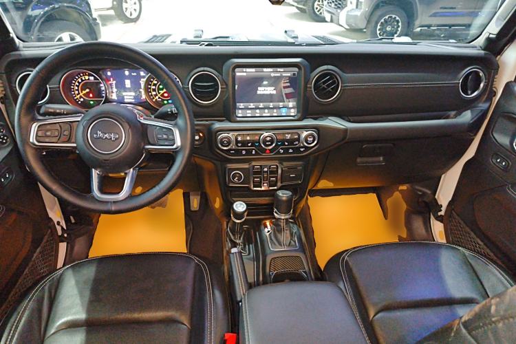 Used Jeep Gladiator 2022 3.6L Pioneer Edition
