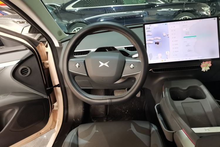 Used XPeng MONA M03 2024 620 with Ultra-Long Range
