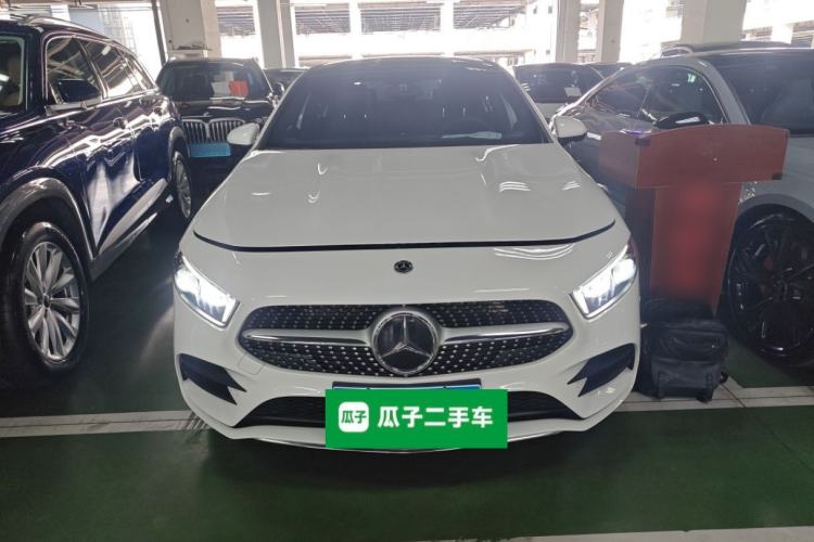 Used Mercedes-Benz A-Class 2022 Revised Version A 200 L Sport Sedan Fashionable Style
