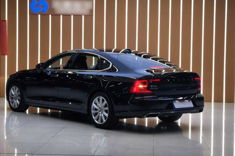 Used Volvo S90 2020 T5 Zhiyi Luxury Edition
