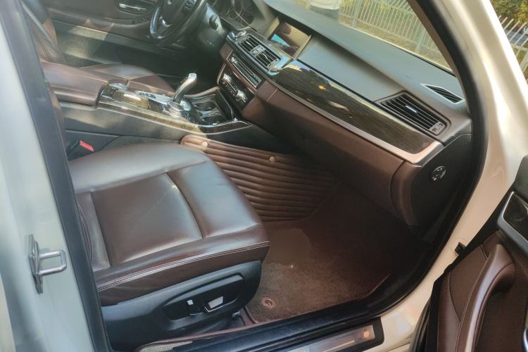 Used BMW 5 Series 2014 525Li Luxury Design Package
