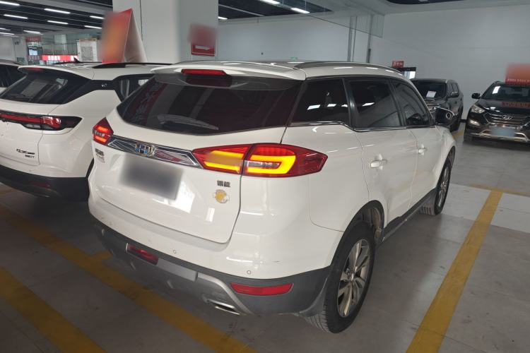 Used Geely Auto Emgrand X7 Sport 2016 2.0L Manual ZhiShang Version
