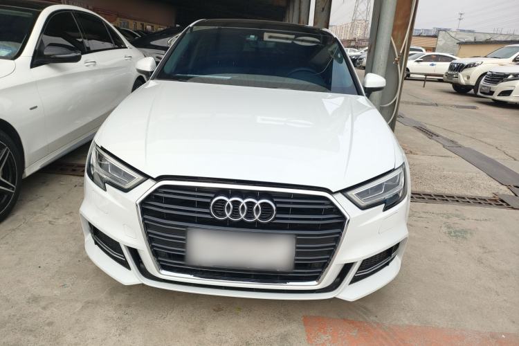 Used Audi A3 2019 Limousine 35 TFSI Fashion Edition China V standard