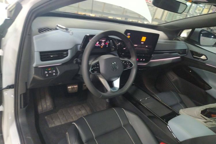 Used Volkswagen ID.4 X 2024 Pure & Smart Edition
