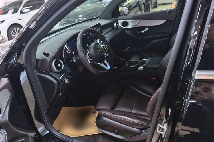 Used Mercedes-Benz GLC 2022 Refreshed GLC 260 L 4MATIC Dynamic Edition
