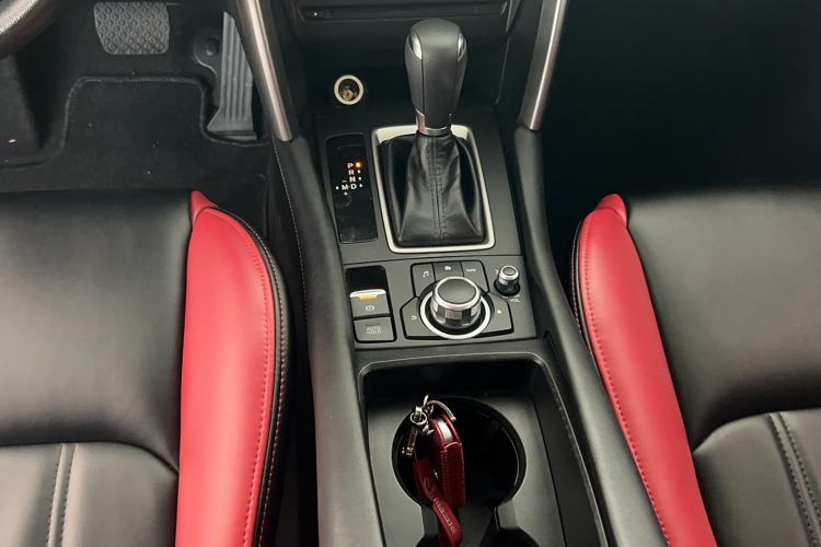 Used Mazda CX-4 2018 2.0L Automatic 2WD Blue Sky Exploration Edition China VI Standard
