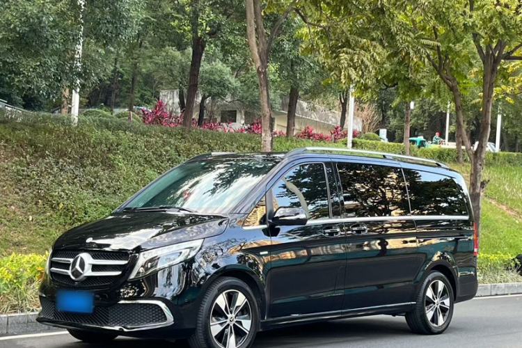 Used Mercedes-Benz V-Class 2021 V 260 Prestige Edition