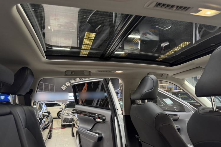 Used Toyota Highlander 2023 2.5L Smart Electric Hybrid Dual-Engine Four-Wheel Drive Prestige Version – 7 Seats