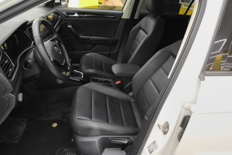 Used Volkswagen T-ROC 2020 280TSI DSG Two-Wheel Drive Comfort Version
