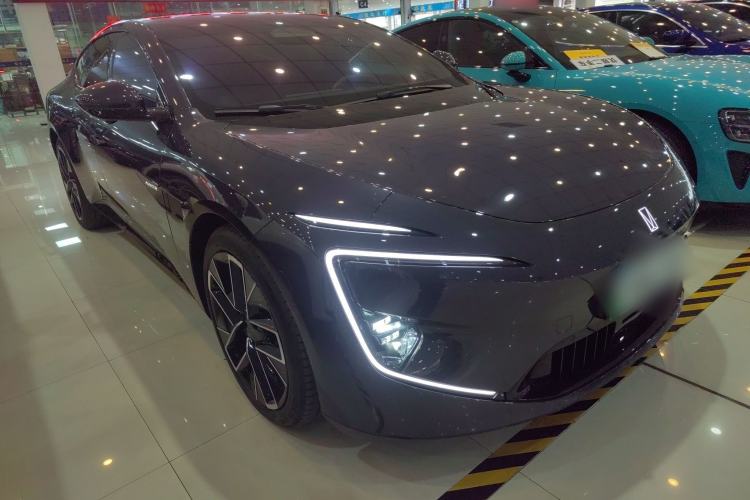 Used  12 2024 650 Three-Laser Four-Wheel Drive Performance Edition
