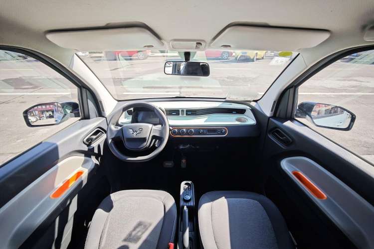 Used Wuling Hongguang MINIEV 2020 Freedom Version Lithium Iron Phosphate
