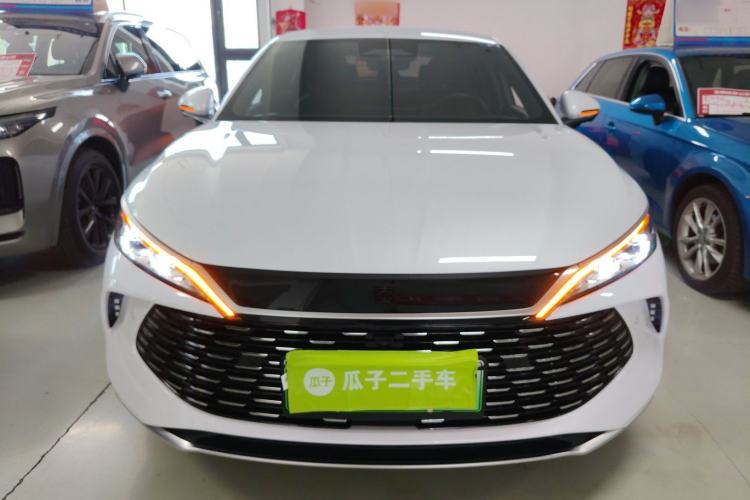 Used BYD Qin L 2025 DM-i Smart Drive 80KM Leading Model
