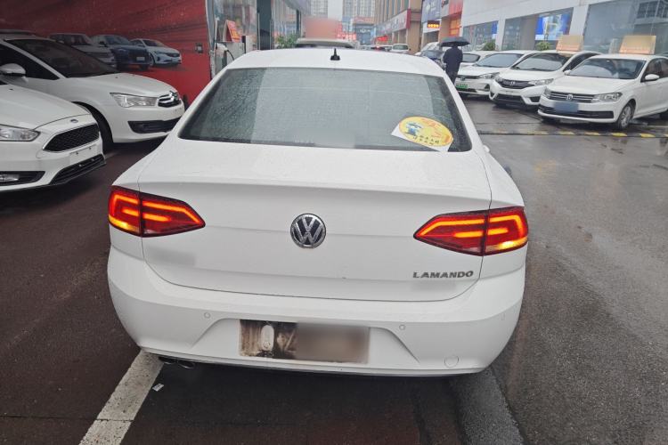 Used Volkswagen Lamando 2015 280TSI DSG Comfort Edition
