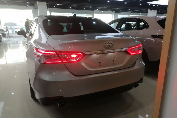 Used Toyota Camry 2021 2.5G Luxury Edition