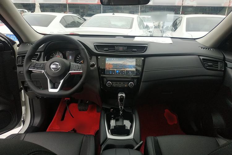 Used Nissan X-Trail 2023 Classic 2.0L Two-Wheel Drive Smart Connect Premium Edition
