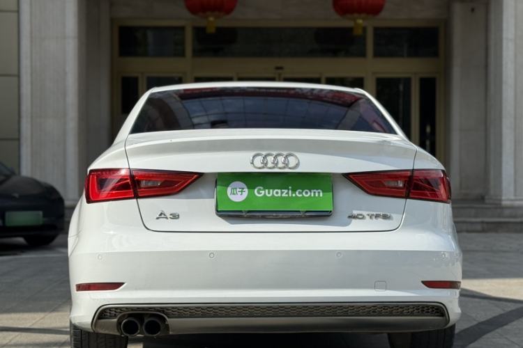 Used Audi A3 2014 Limousine 40 TFSI S line Comfort Model
