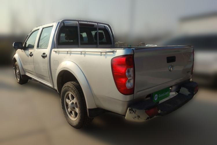 Used Great Wall Wingle 5 2017 2.0T European-spec Diesel Two-Wheel-Drive Entry-Level Big Double-Cab GW4D20D