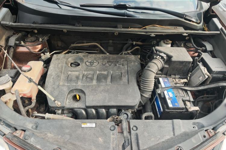 Used Toyota RAV4 2016 2.0L CVT Two-Wheel Drive Fashion Edition China V Standard
