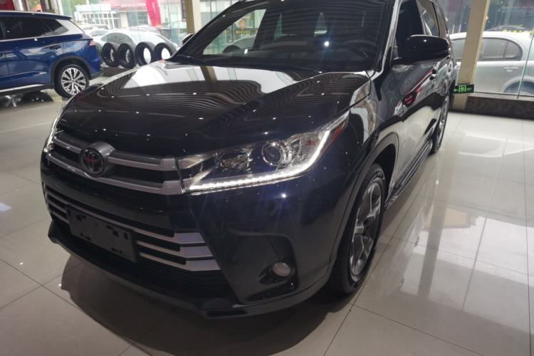 Used Toyota Highlander 2018 2.0T Four-Wheel Drive Luxury Edition 7 Seats China V Emission Standard
