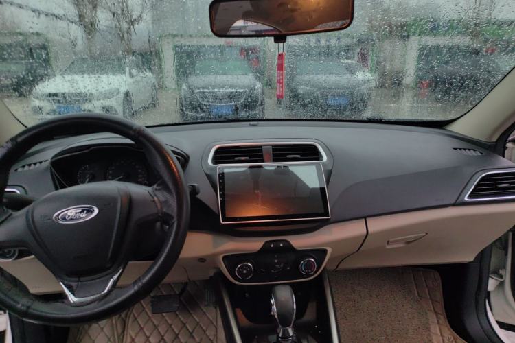 Used Ford Escort 2015 1.5L Automatic Comfort Edition