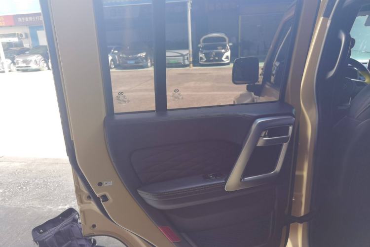 Used Beijing Auto BJ40 2019 2.3T Automatic Four-Wheel Drive Ring the Tower Champion Edition China VI
