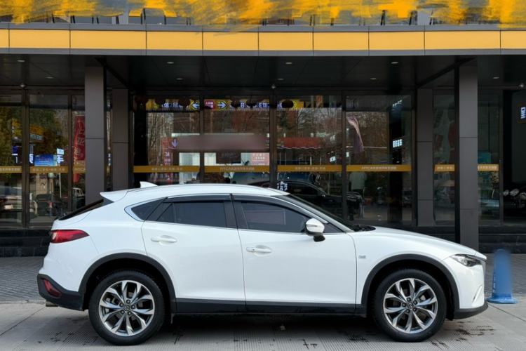 Used Mazda CX-4 2018 2.5L Automatic 4x4 Bluelight Fearless Edition China V Standard
