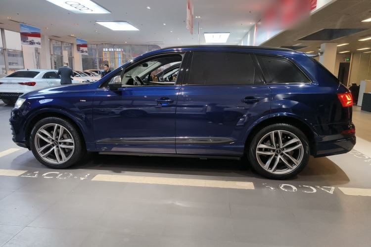 Used Audi Q7 2018 45 TFSI Technology Edition
