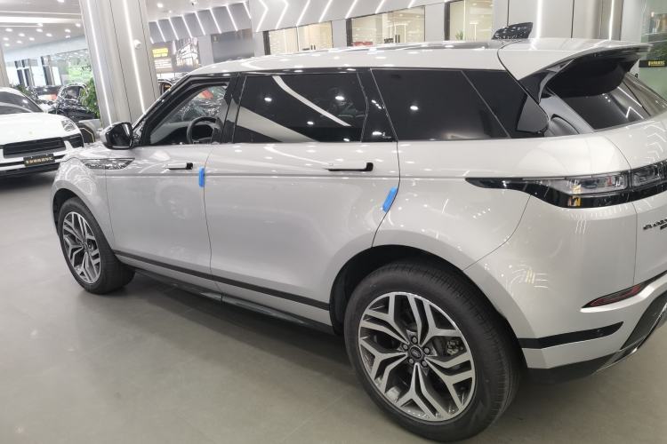 Used Land Rover Range Rover Evoque 2023 Aurora L 249 PS Luxury Edition
