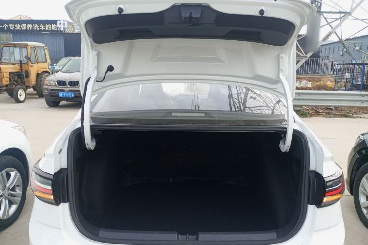 Used Volkswagen Lavida 2023 New Rui 1.5L Automatic New Yi Edition
