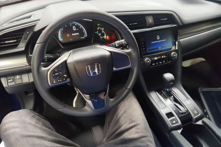 Used Honda Civic 2021 HATCHBACK 220TURBO CVT New Trendsetter