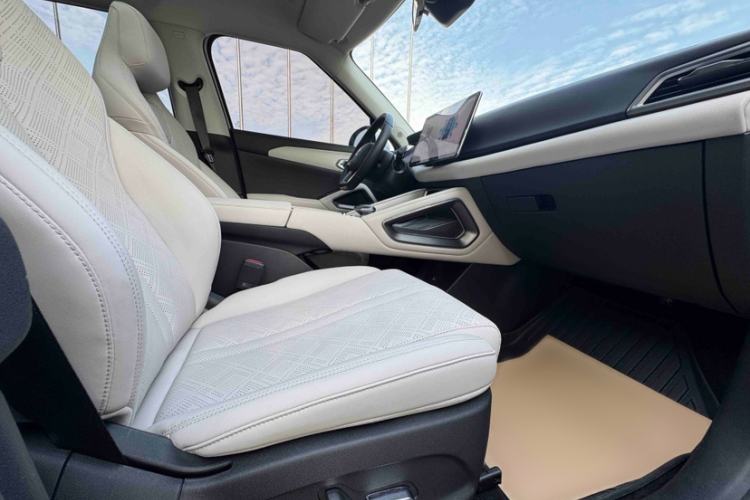 Used BYD Yuan UP 2024 401KM Beyond Edition
