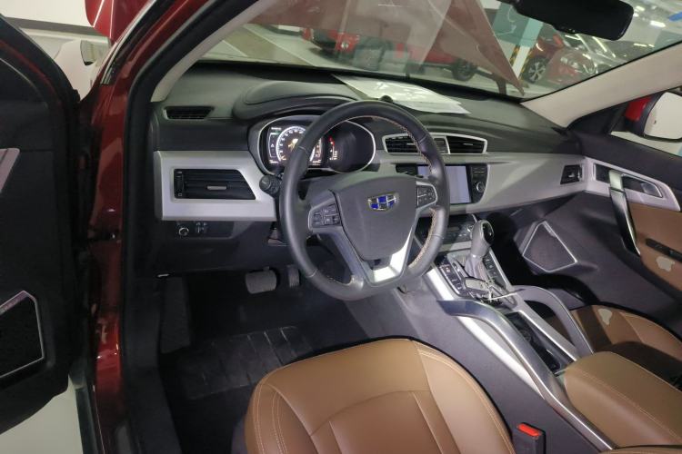 Used Geely Auto Emgrand X7 Sport 2016 1.8TD Automatic ZhiZun Version
