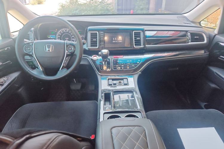 Used Honda Elysion 2019 2.0L Hybrid Luxury Edition
