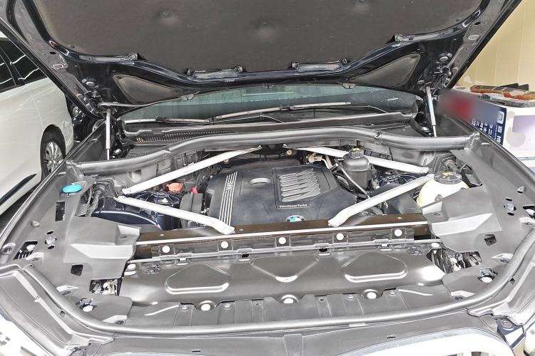 Used BMW X6 2020 xDrive40i Luxury Model with M Sport Package
