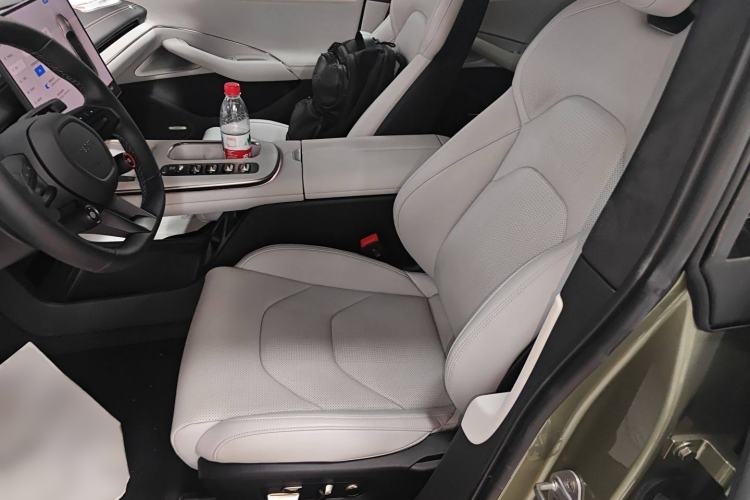 Used  SU7 2024 Four-Wheel Drive Ultra-Long Range Advanced Intelligent Driving Max Edition
