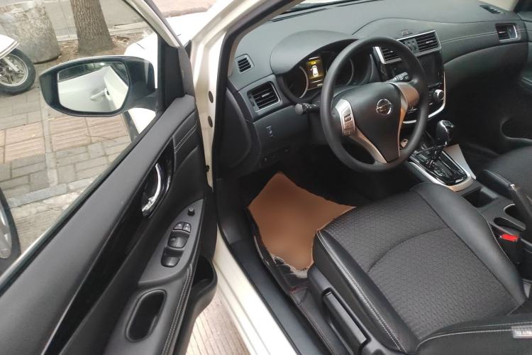 Used Nissan Tiida 2019 1.6L CVT Smart Drive Version China VI Standard
