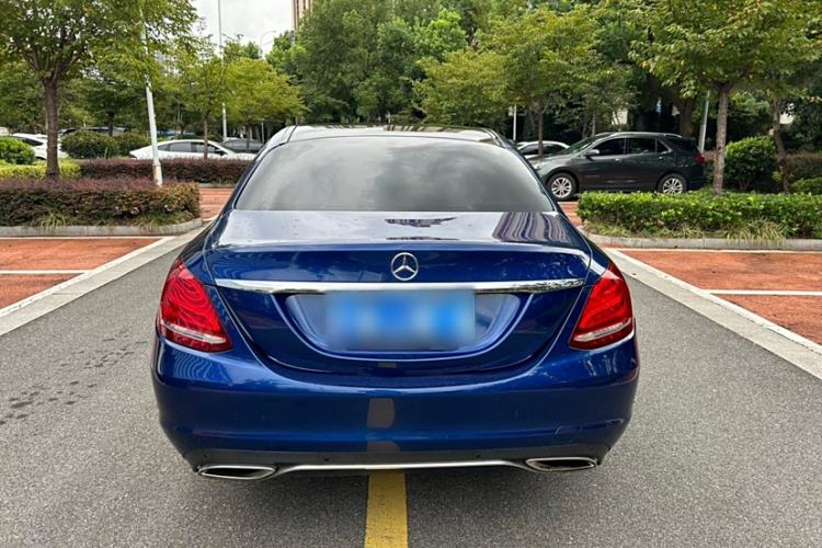 Used Mercedes-Benz C-Class 2015 C 200 L
