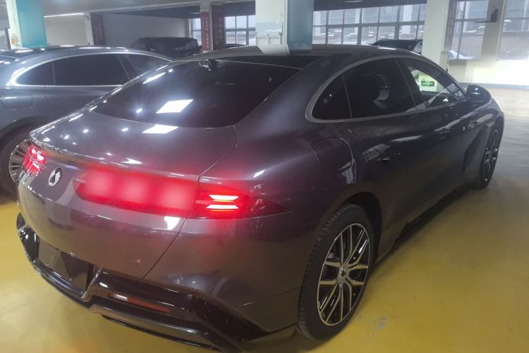 Used Denza Z9 2024 1100 km Four-Wheel Drive Max Version
