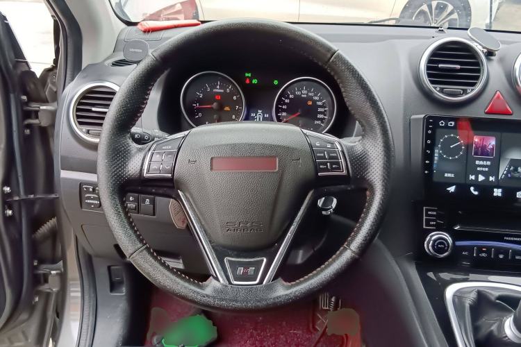 Used Haval H6 2013 Upgraded Model 1.5T Manual Two-Wheel Drive Elite Version
